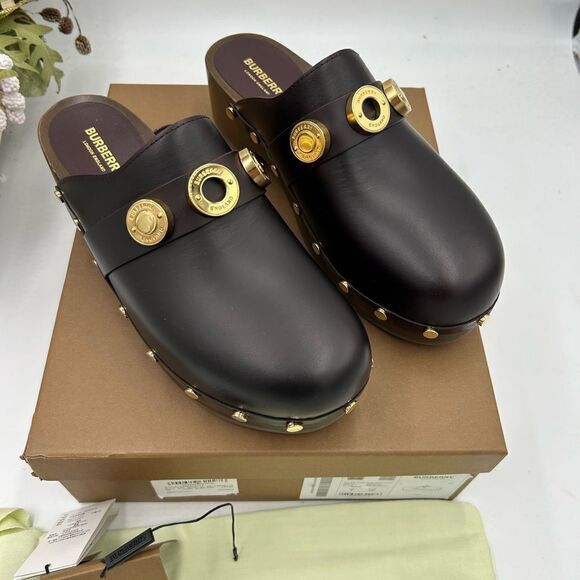 Women’s Burberry leather mules/clogs size 40 made in Italy - Picture 2 of 10